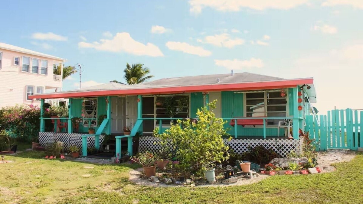 Cherokee House | Bea's Beach Cottage nCasuarina Point Abaco