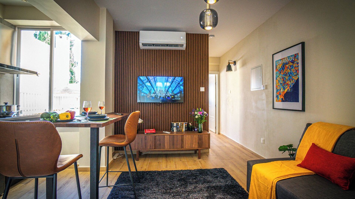 Neapolis Apartment | Beach 3 Min Away, Gorgeous Brand New Apartment