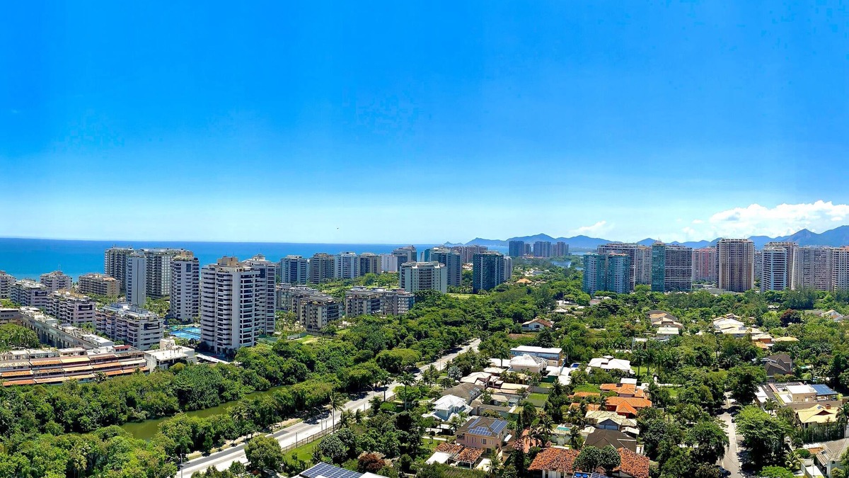 Barra da Tijuca Apartment | Beach Access | Sea View | Pool | Kitchen | Parking | WiFi | Comfort