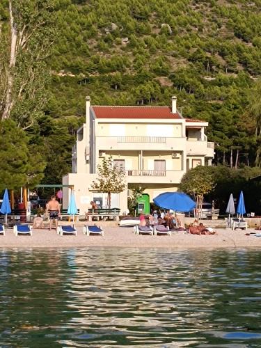 Promajna Apartment | Beach apartments Promajna