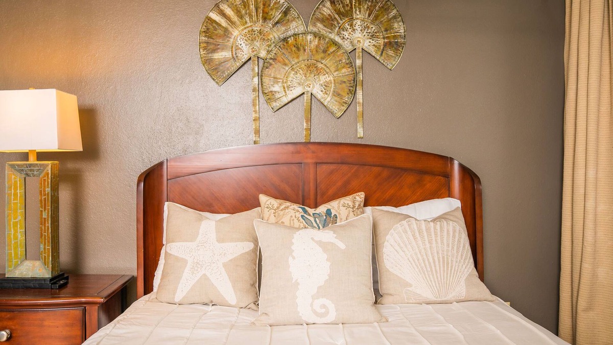 El Combate House | Beach APT 3 floors w/AC, WIFI & pool just 10MIN from Cabo Rojo lighthouse