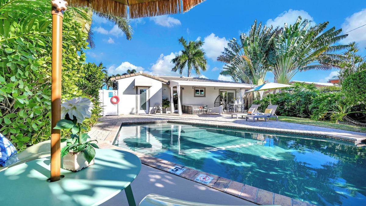 North Andrews Gardens House | Beach area Villa Tropicana