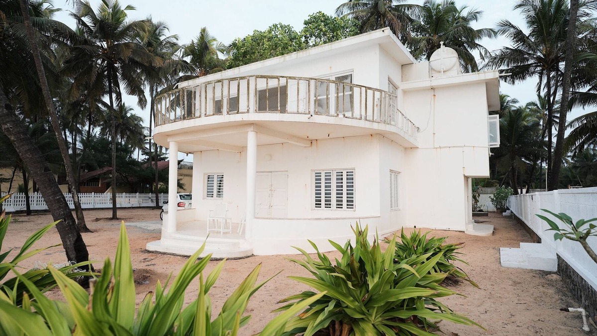 Tonse West Villa | Beach At The White House