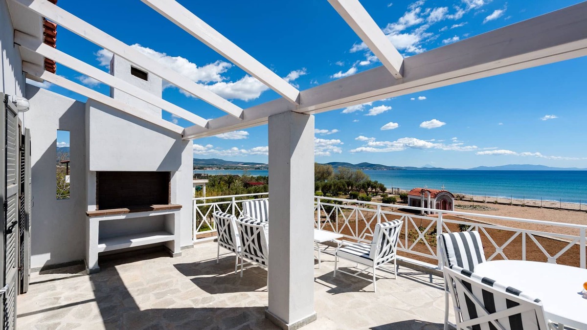 Halkidiki Apartment | Beach Bird Swallow 65m2 in front of sea Chalkidiki Greece