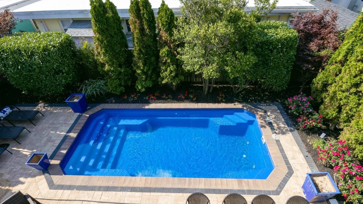 Rehoboth by the Sea Villa | "Beach Block! Pool, Roof Deck, 7BR/6BA, Sleeps 16