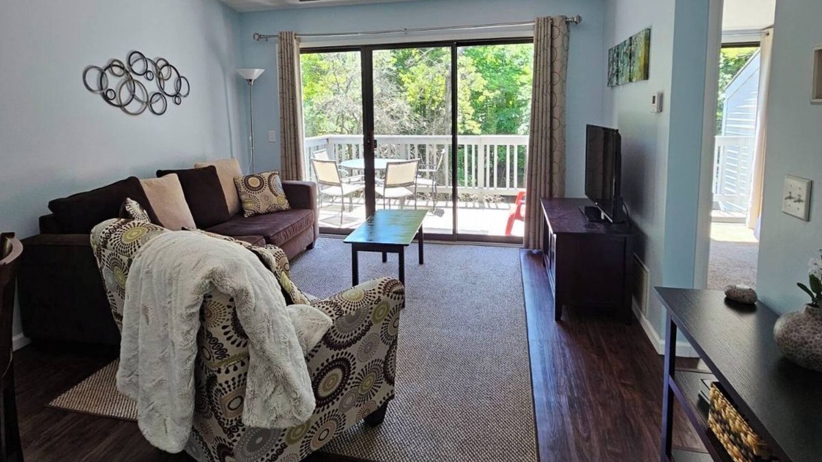 Acme Condo | Beach, Boat Rentals, Near Horse Shows! RIverside Shores