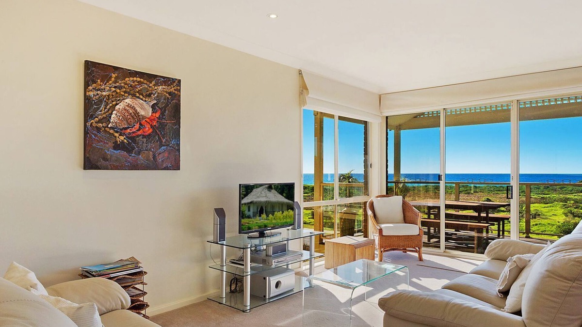 North Narooma Apartment | Beach Breakers Apartment - Stunning Views