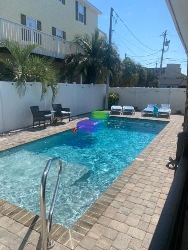 Windy Hill House | Beach Breeze 3, pet friendly, walking distance to Atlantic Ocean free parking