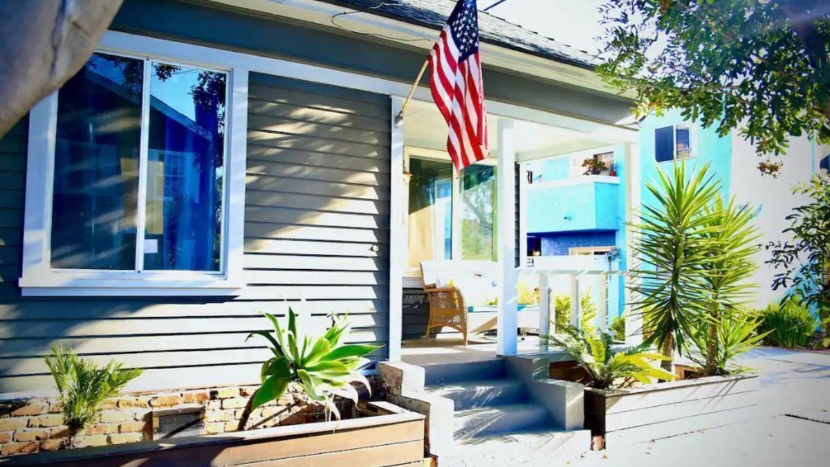 Alamitos Beach House | Beach bungalow