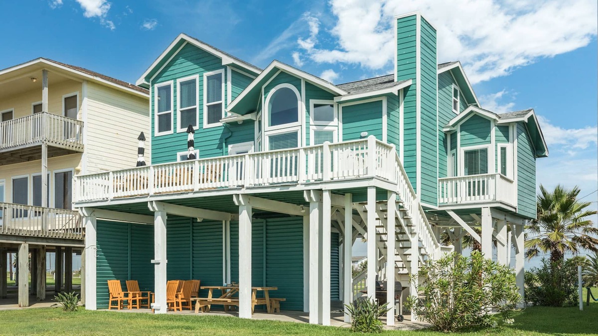 Freeport House | Beach Candy - Beachfront Family-Friendly Home!