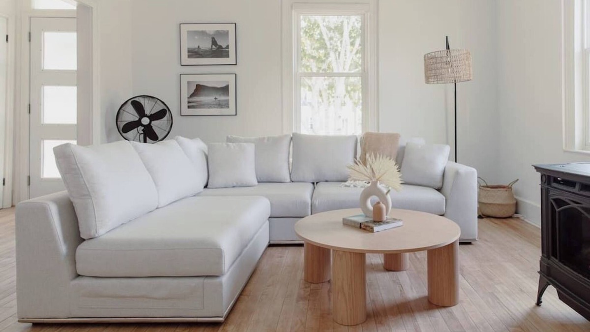 Port Dover House | Beach-chic | Palm Springs design | Close to beach