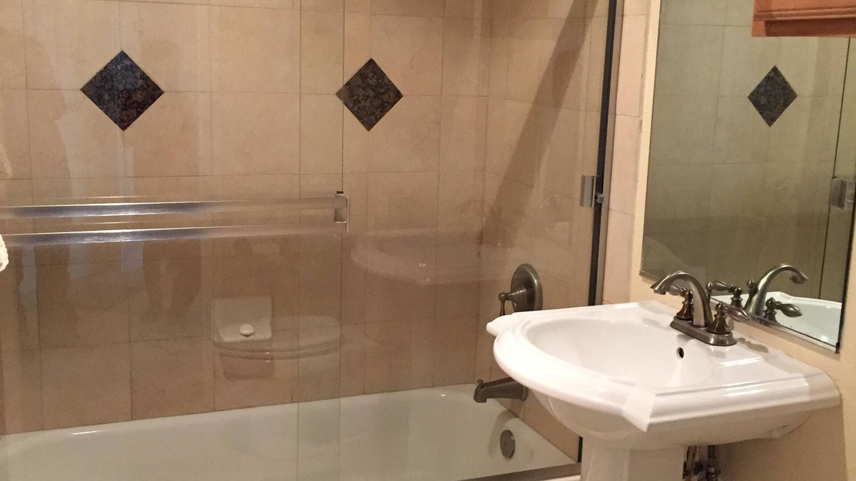 Imperial Beach Condo | Beach Condo uniquely situated between the ocean and the beautiful estuary
