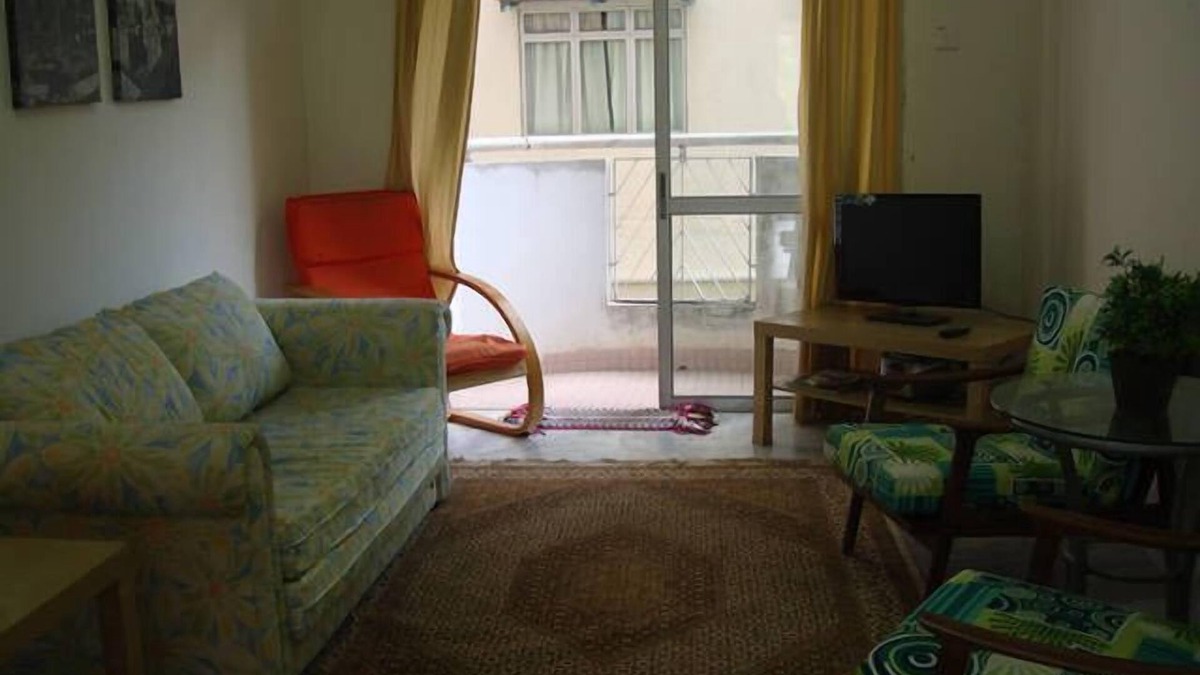 Tanjung Tanah Merah Apartment | Beach Condo With Pool And WIFI