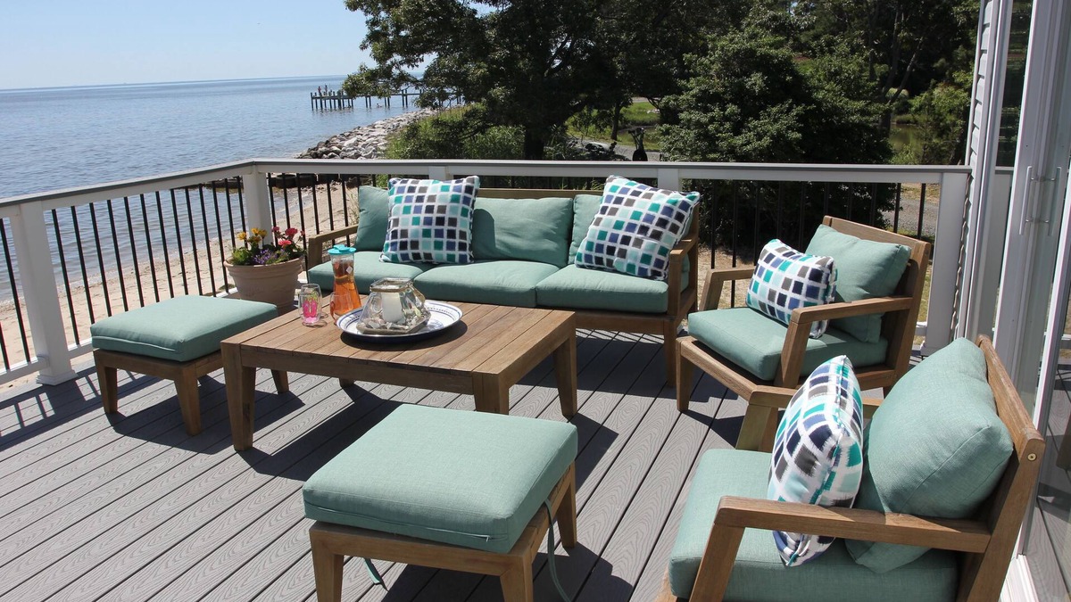 Point Lookout House | Beach Cottage With A Spectacular View ~ Your Own Private Beach ~ Includes Kayaks