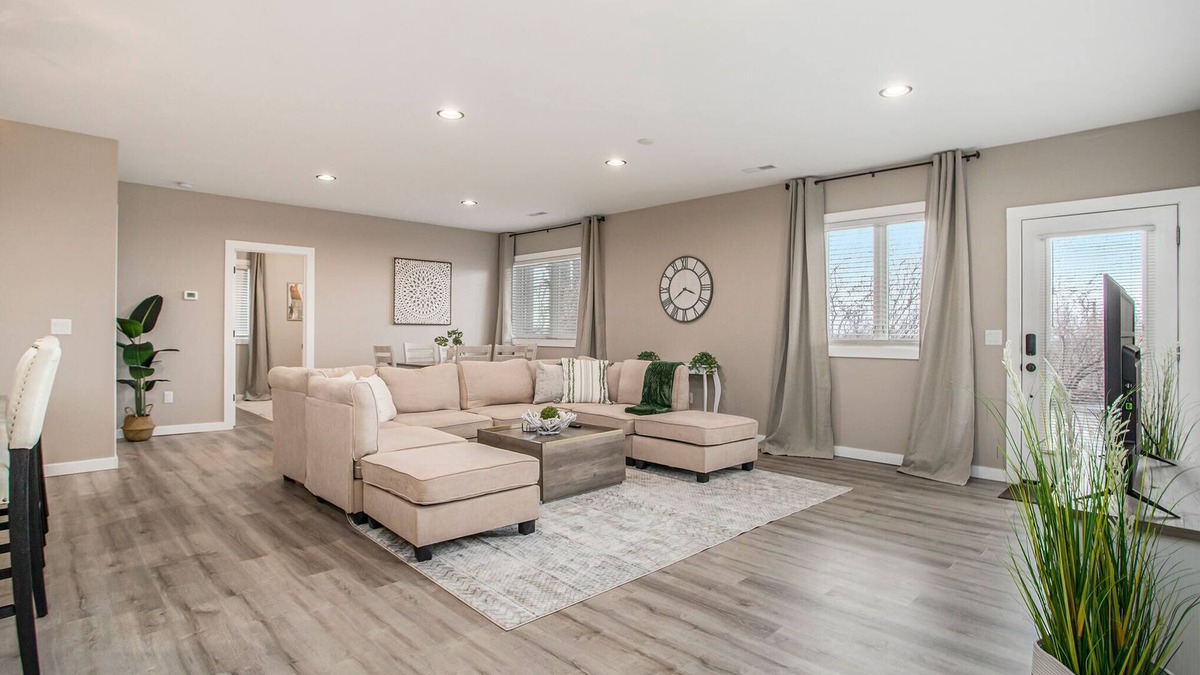 Stevensville Condo | Beach Cove | Wine Tours | Lake Michigan | Dunes