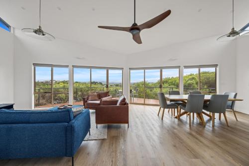 Sandy Point Apartment | Beach Escape Penthouse 2 Bdr Apartment