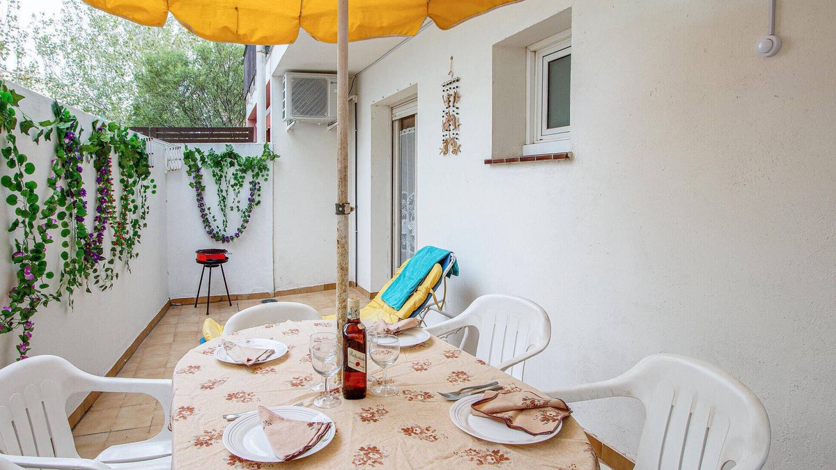 Sant Antoni de Calonge Apartment | Beach front apartment