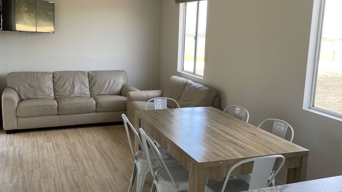Allestree Cabin | Beach Front Cabin 2 - Two Bedroom Self Contained