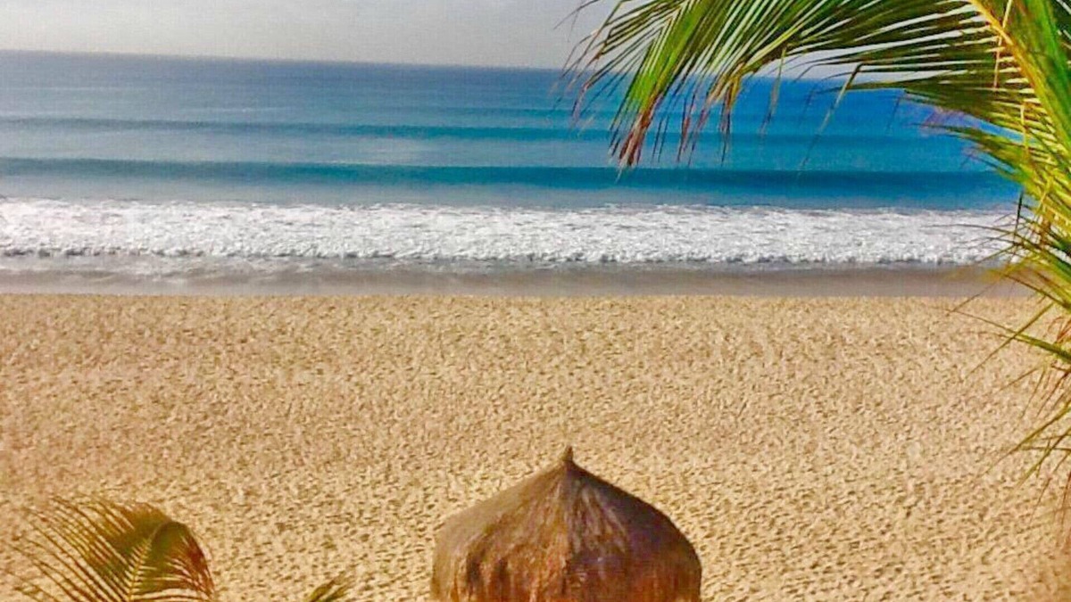 Chula Vista Condo | BEACH FRONT GEM - Breathtaking 2 BED RM/2 BATH top floor Condo-ON THE SAND