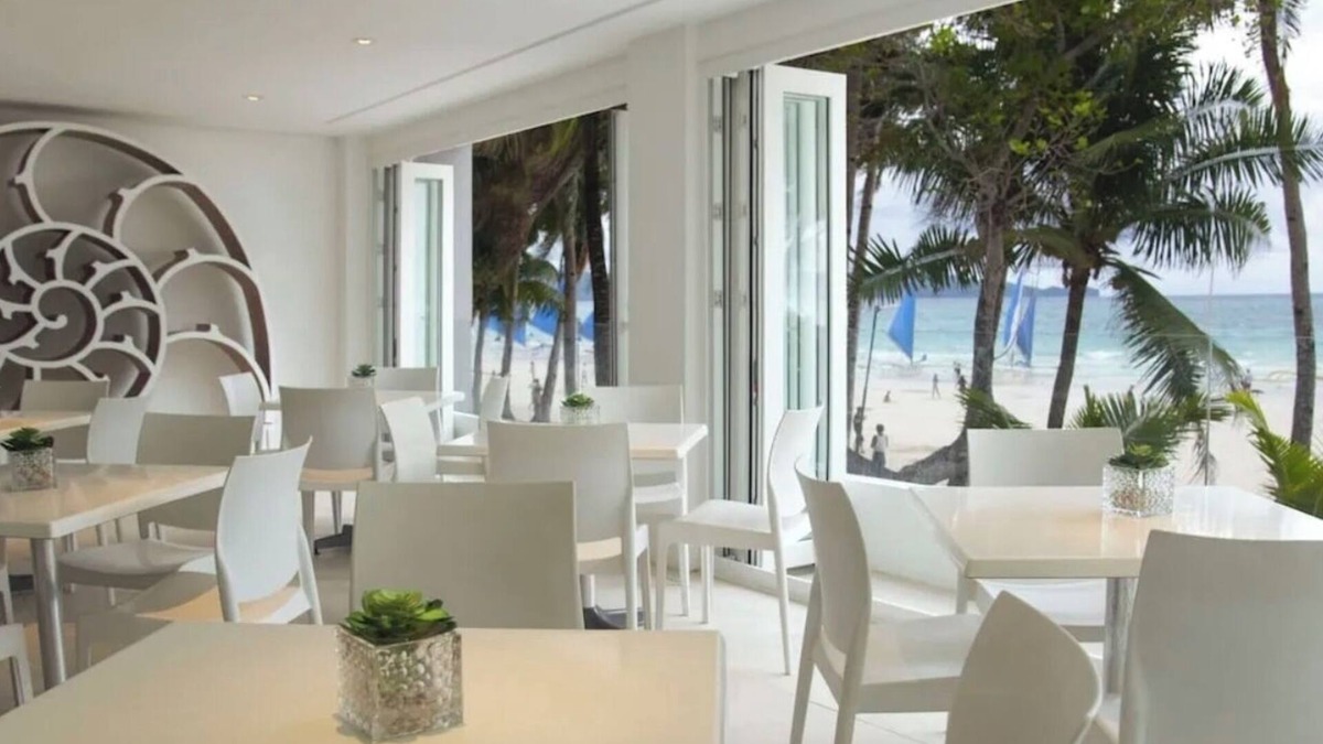 Boracay Island House | Beach front hotel