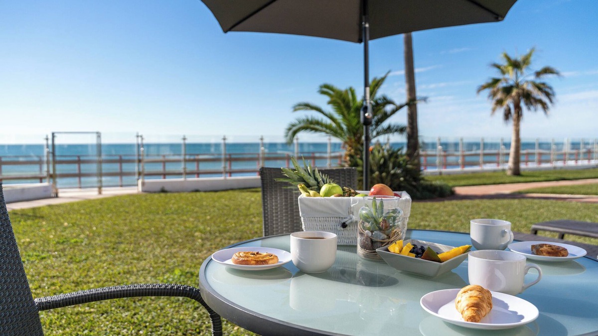 Sitio de Calahonda House | Beach Front house - Full Sea view - Dona Lola Beach Resort - Marbella - Mijas