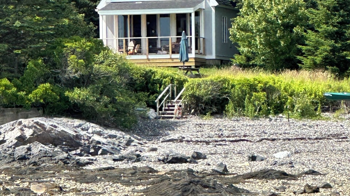 Brooksville Ski Chalet | Beach Front in Magical Cape RosiernNewly renovated.