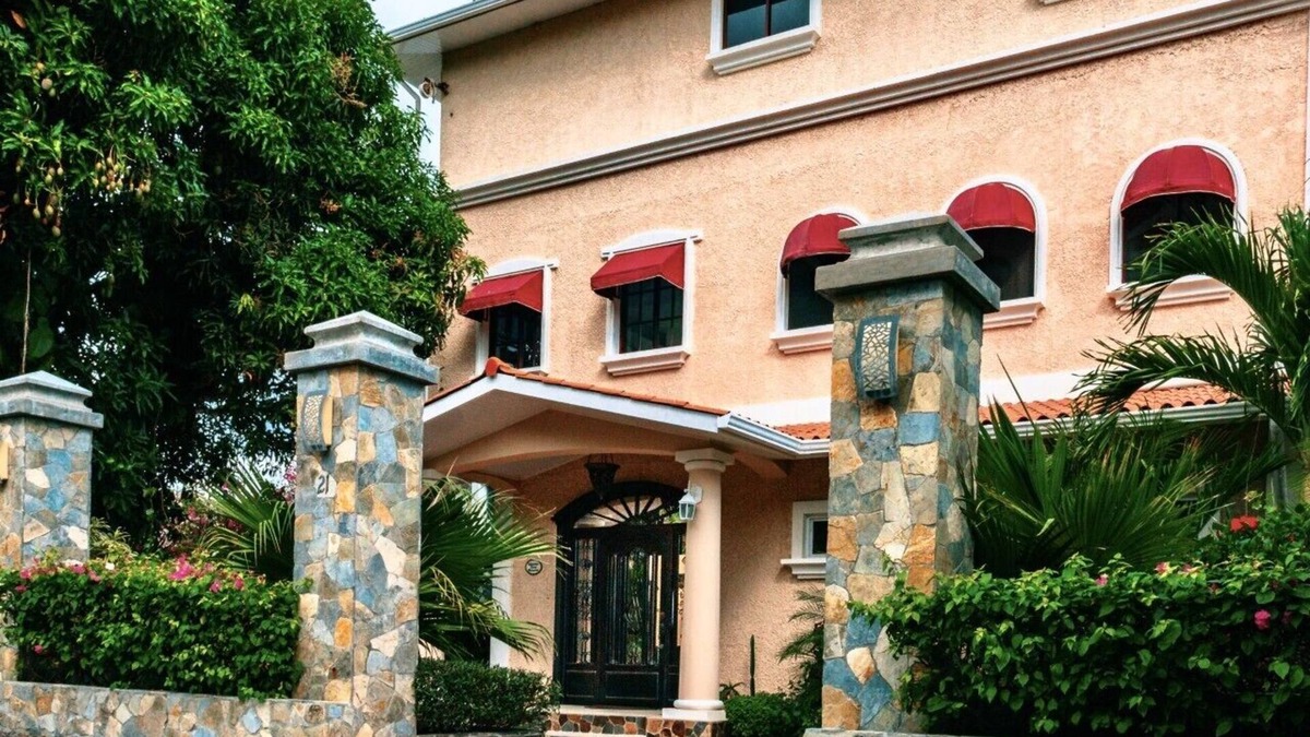 San Miguelito Apartment | Beach Front Penthouse Escape to Panama's Premier Boutique Hotel