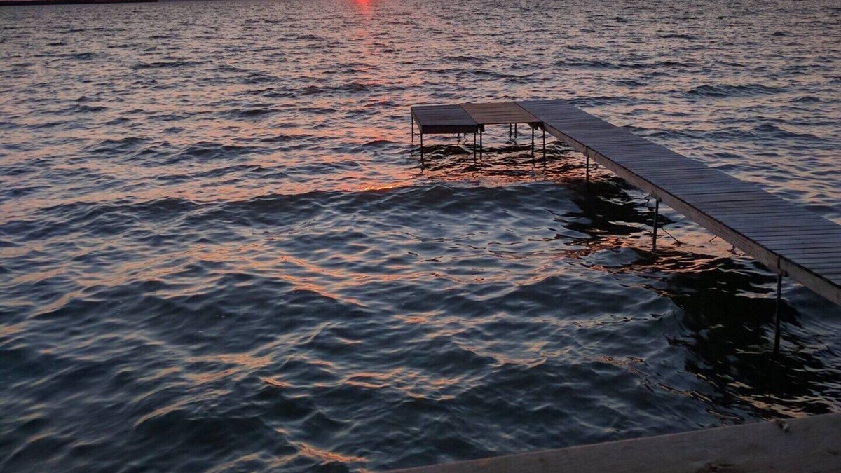 Beaverton Cottage | Beach-Front Private Paradise Directly on Lake Simcoe