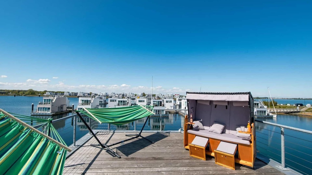 Olpenitz Boat Rental | Beach front ship in Olpenitz with sauna