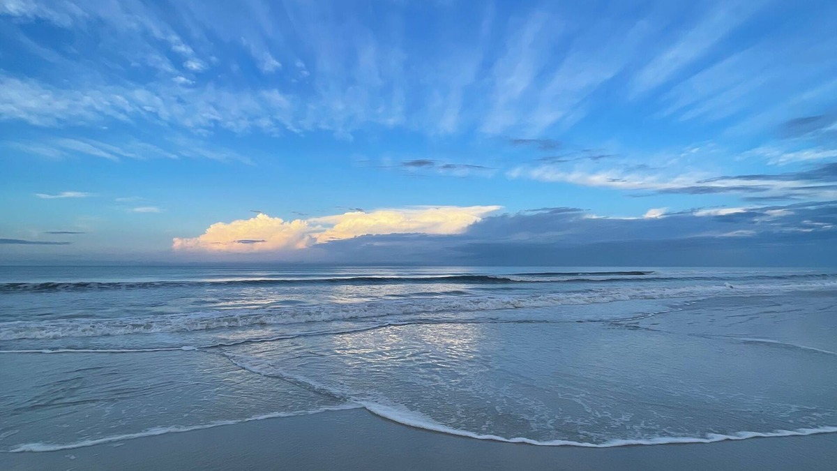 New Smyrna Beach House | Beach Front with Incredible Views- 2/2 - NSB-on No Drive Beach