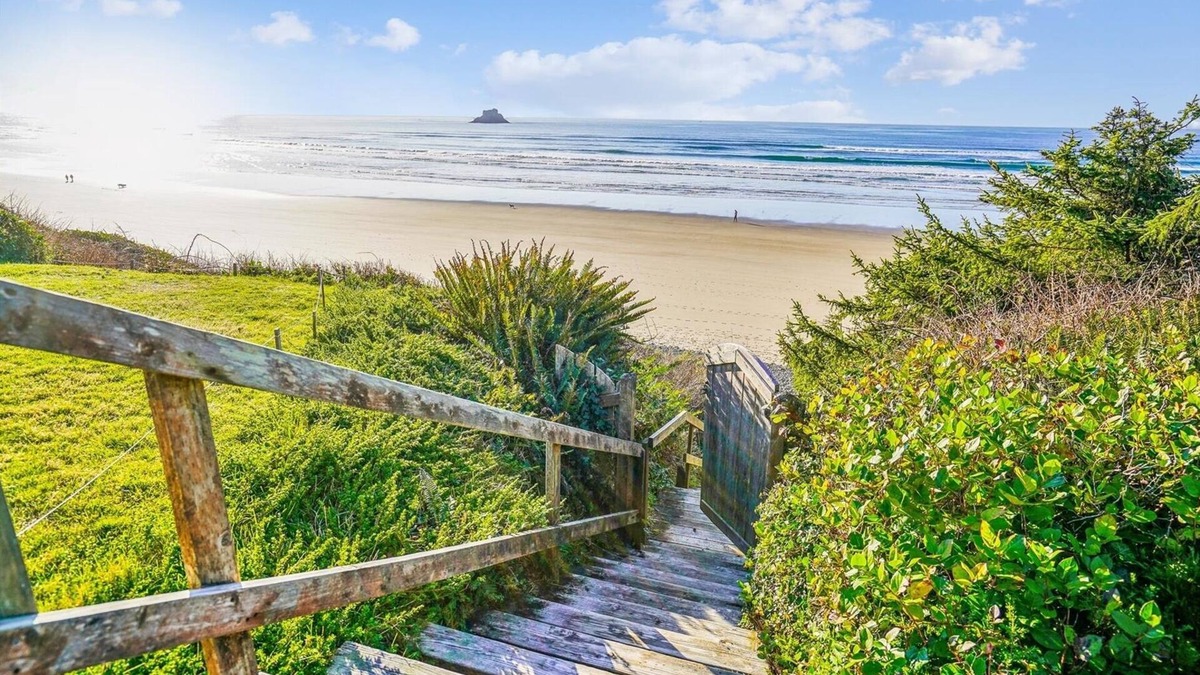 Arch Cape House | Beach Haven Arch Cape - New Oceanfront Listing! - Beachcomber Vacation Homes