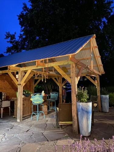 Berlin House | BEACH HAVEN Dog friendly farmette Great for 2 couples