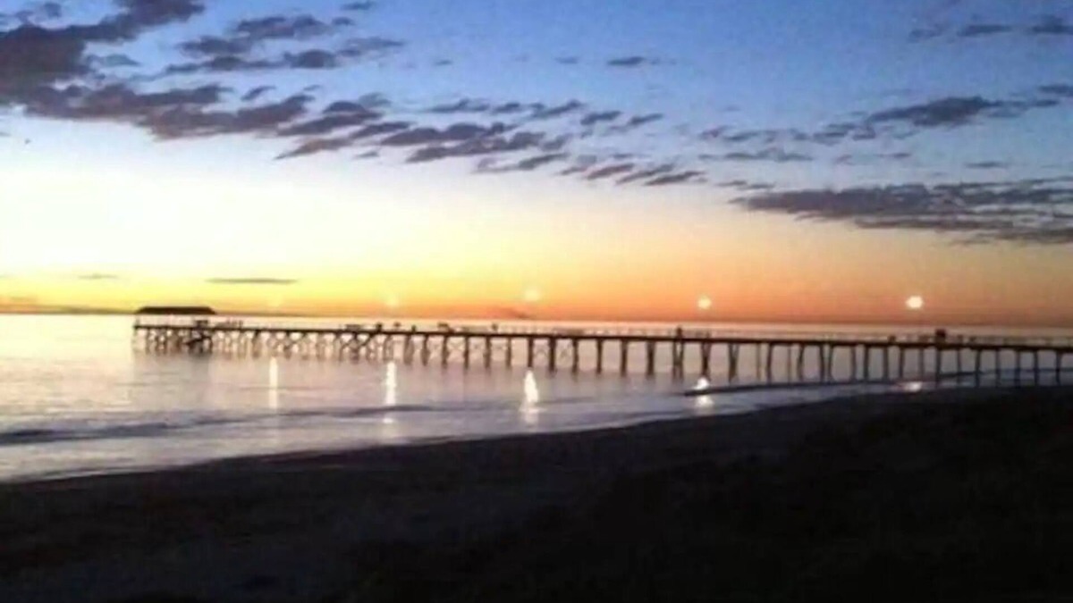 Henley Beach Apartment | Beach Hideaway At Henley