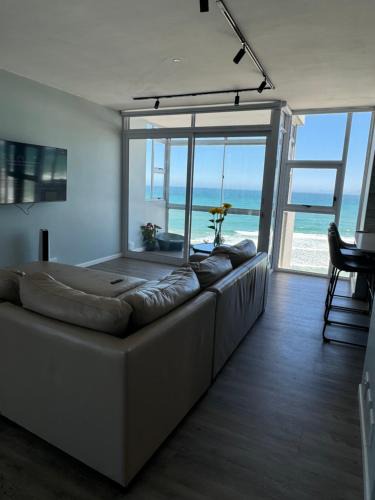 Strand Apartment | Beach house a way from home