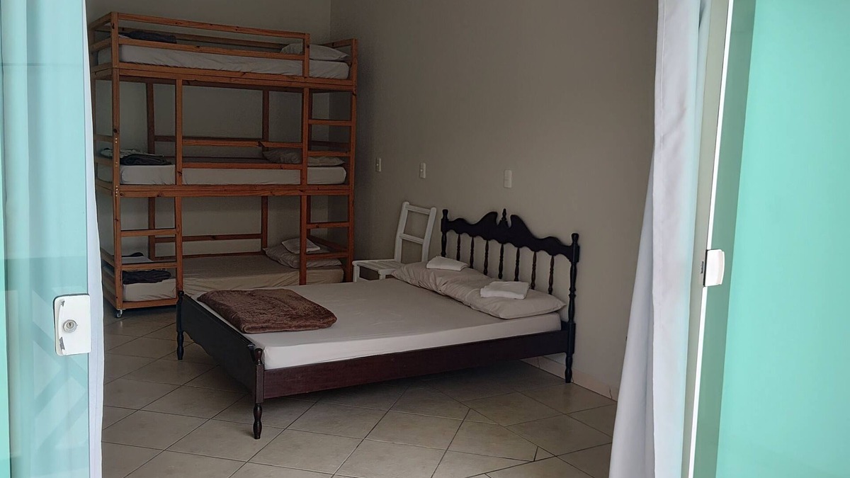 Itacolomi House | Beach house for families of up to 23 people in Piçarras/Beto Carrero