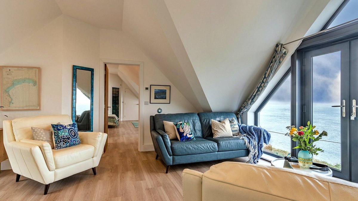 Castallack House | Beach House in Mousehole with Stunning Sea Views