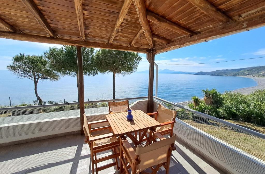 Stagira-Akanthos House | Beach House Kotrona