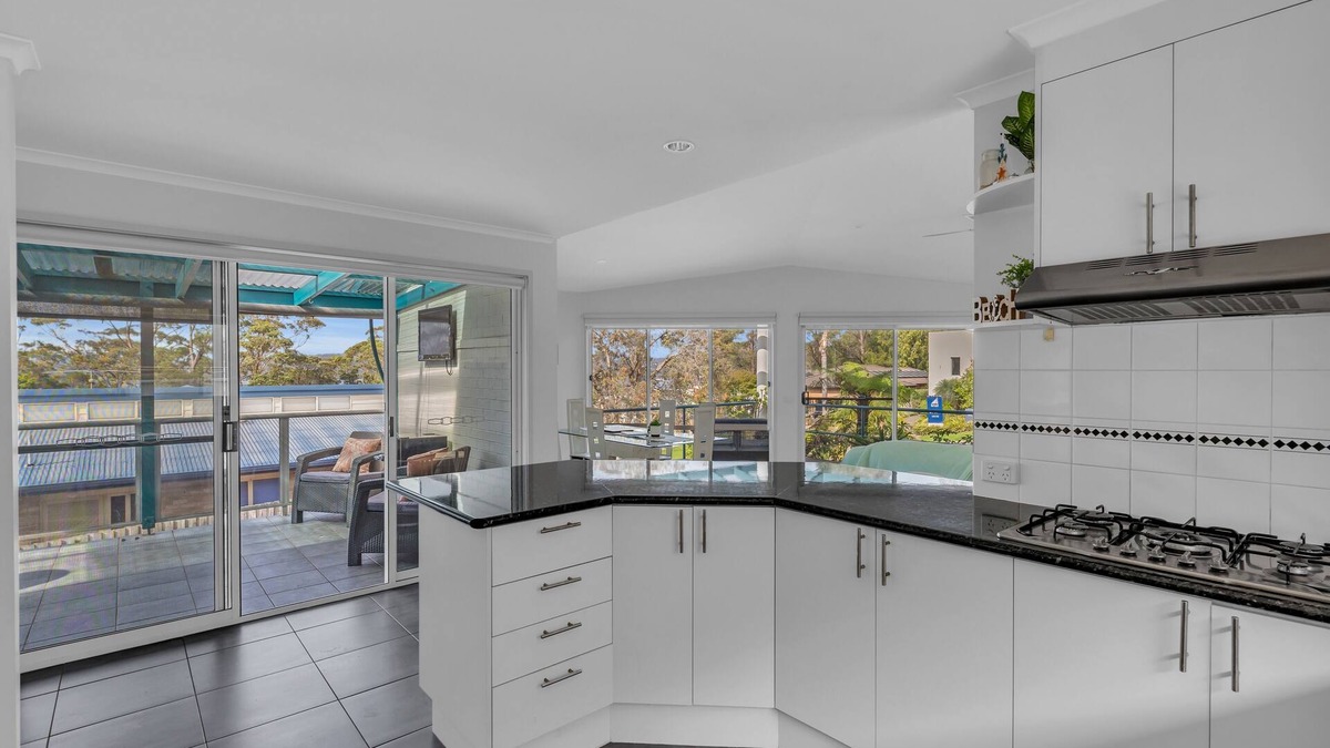Merimbula House | Beach House Merimbula - Heated Pool, Pet Friendly, Sleeps 10