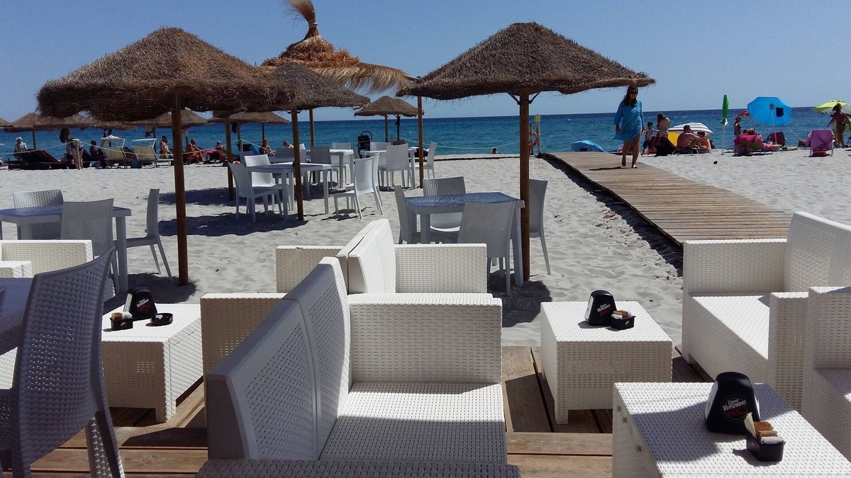 Budoni House | Beach House, paceful Lux 2 bedrooms /2 bathrooms and private garden