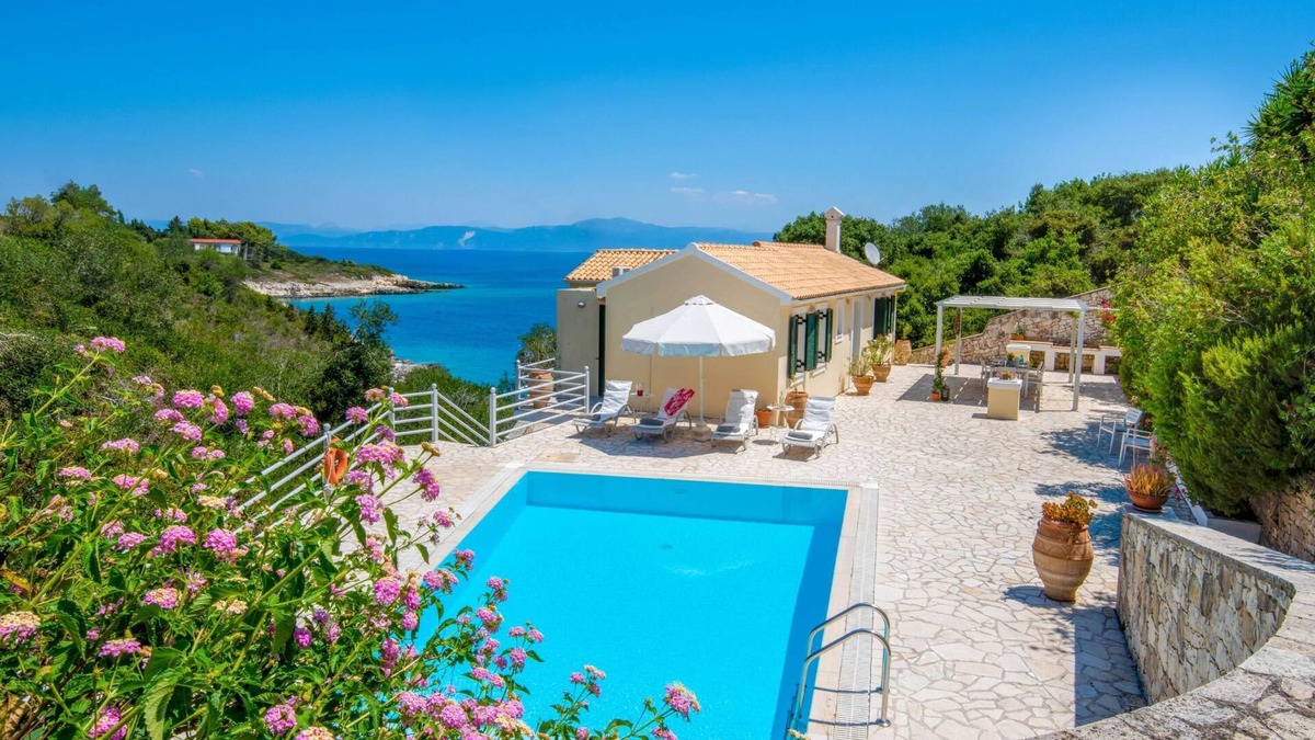 Katsimatika Villa | Beach House Sophia in Paxi