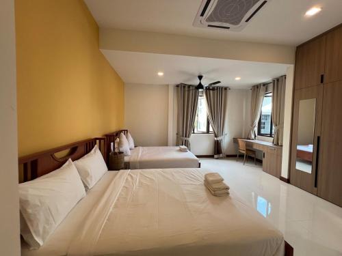 Kampung Bahasa Kapor House | Beach House WaterfrontPoolSaunaHot JacuzziWifi