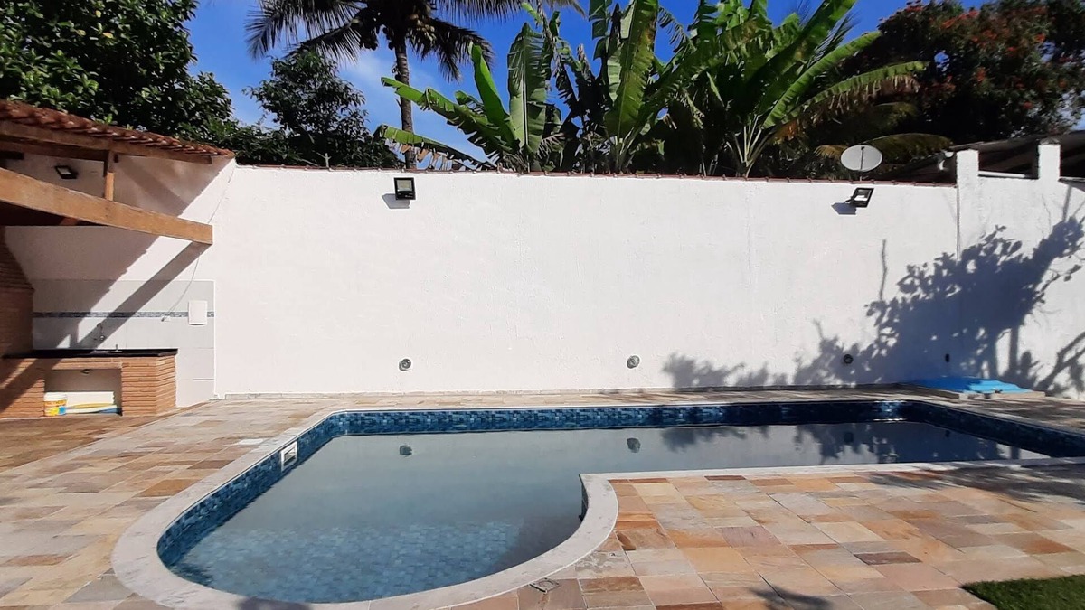 Barranco Alto House | Beach house with pool and barbecue.