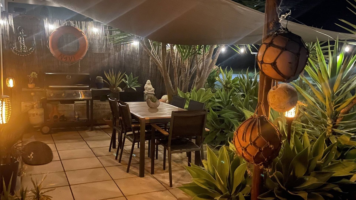 Ripon Apartment | Beach Hut Overnight Rental