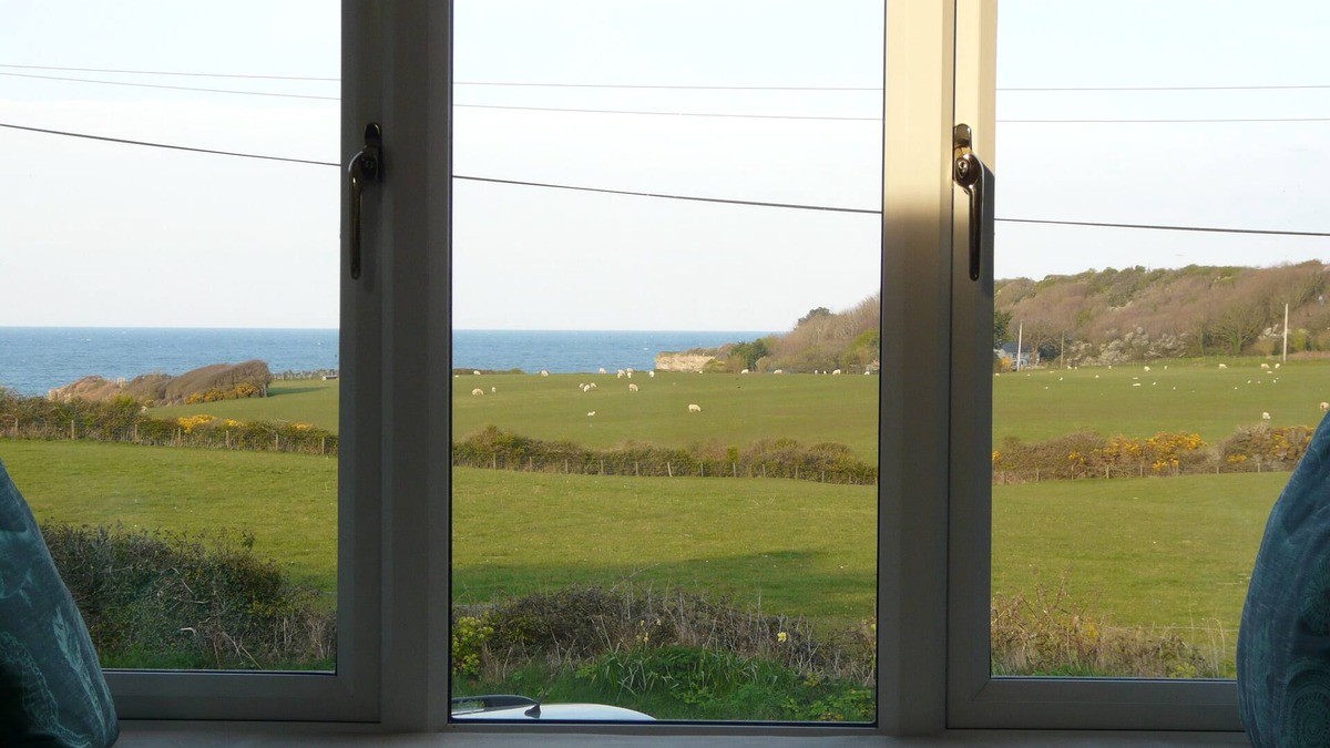 Moelfre House | Beach location and sea views Seashells Dafarn Rhos Lligwy Moelfre Anglesey Wales