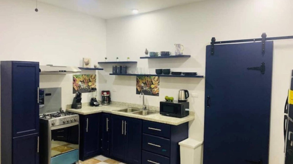 El Pueblito Apartment | Beach Luxury Apt 🏝 WiFi|AC|HotWater|SmartTv #1B