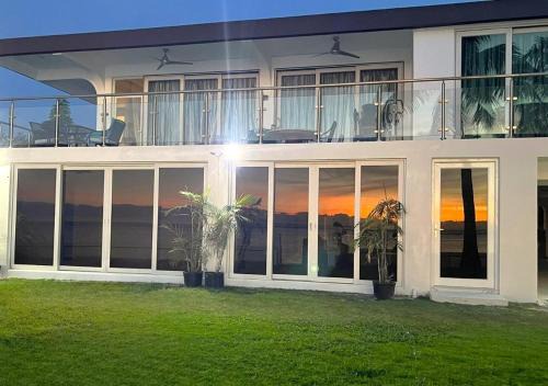 San Antonio Apartment | Beach Manor Estate