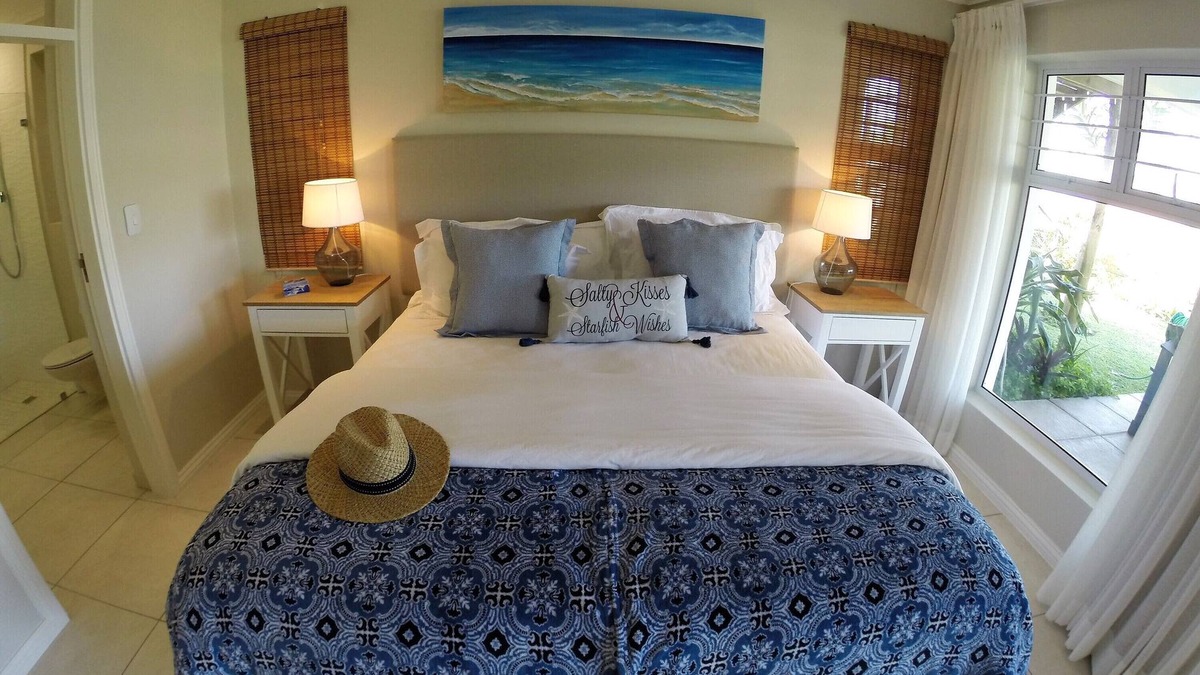 Selection Beach Cottage | BEACH MELODY, Luxury, Umdloti Beach, Airport 9 km. Sea-views. Brand new.