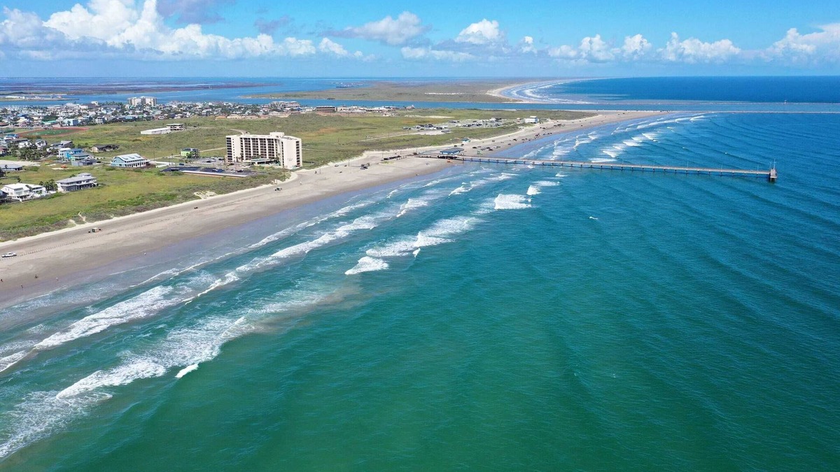 Port Aransas Cottage | Beach Nearby + Pool 6-units Costa Bahia w/Pet Access