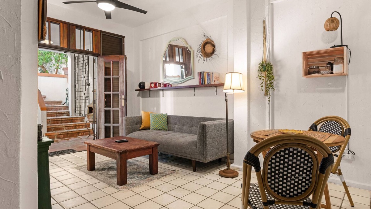 Parque Apartment | Beach Pad w Patio, walk to everything!
