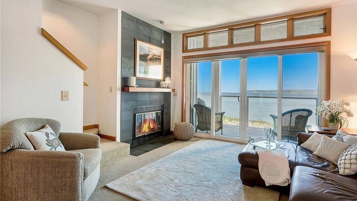 Blaine Villa | Beach Paradise Getaway